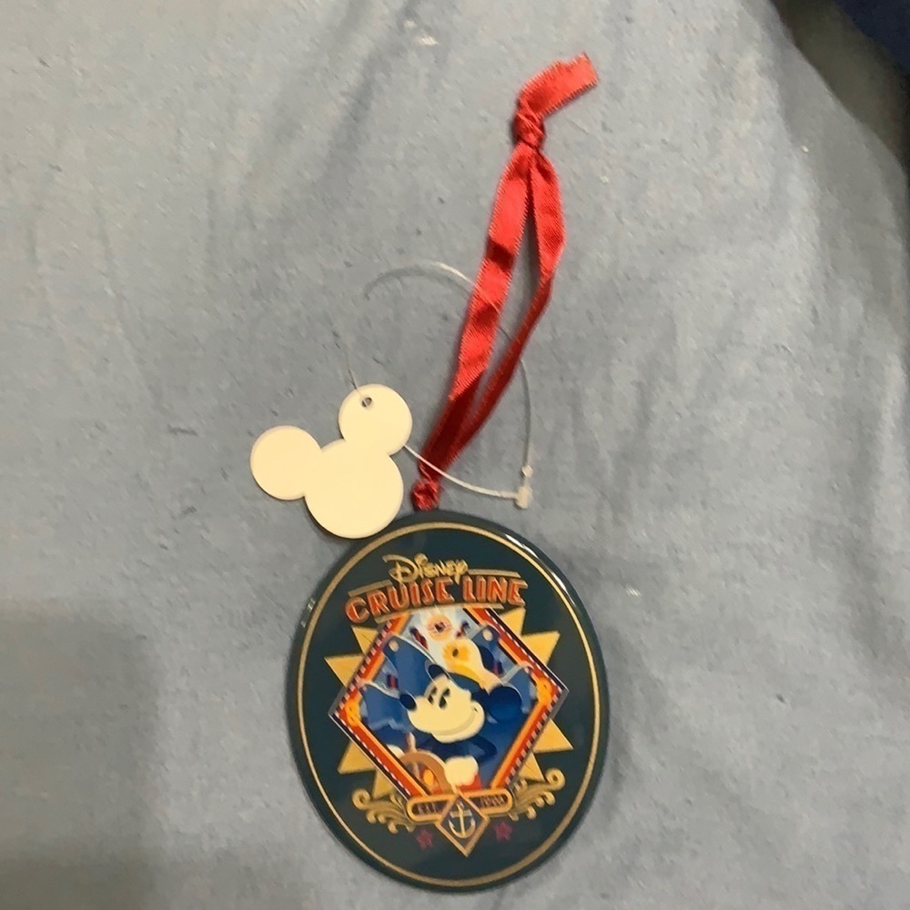 Disney Cruise Line Ornament NWT Exclusive Disney Cruise Line Capt. Mickey Mouse